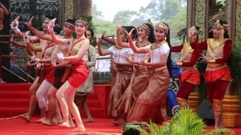 Campuchia tăng cường ổn định giá cả trong dịp Tết cổ truyền Chol Chnam Thmey
