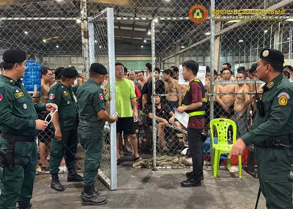 Campuchia trục xuất hơn 3.600 người nước ngoài vi phạm pháp luật Campuchia trục xuất hơn 3.600 người nước ngoài vi phạm pháp luật