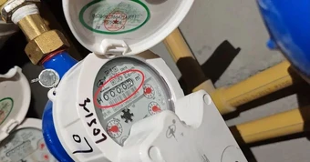 Căn hộ bỏ trống 2 năm vẫn phát sinh gần 2.000 m3 nước, hóa đơn 45 triệu đồng: Ban quản lý khẳng định “không phát hiện rò rỉ”