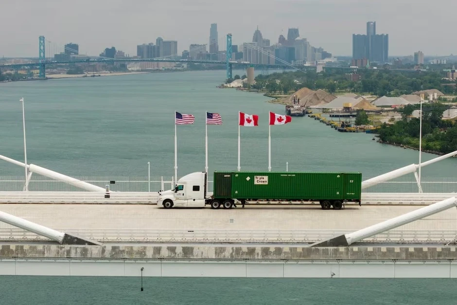 Canada áp thuế trả đũa lên 20 tỷ USD hàng hóa của Mỹ Canada áp thuế trả đũa lên 20 tỷ USD hàng hóa của Mỹ