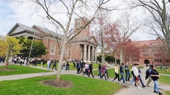 Căng thẳng Nhà Trắng - Harvard chưa hạ nhiệt