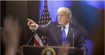 Căng thẳng với truyền thông, ông Trump cấm 3 hãng tin vào Nhà Trắng