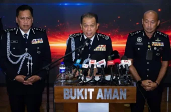 Cảnh sát Malaysia phát hiện chất nghi ma túy, điện thoại trong phòng giam