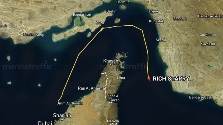Cập nhật tình hình tàu qua eo biển Hormuz ngày đầu Mỹ phong tỏa; Iran dọa tung vũ khí mới nếu chiến sự leo thang Cập nhật tình hình tàu qua eo biển Hormuz ngày đầu Mỹ phong tỏa; Iran dọa tung vũ khí mới nếu chiến sự leo thang