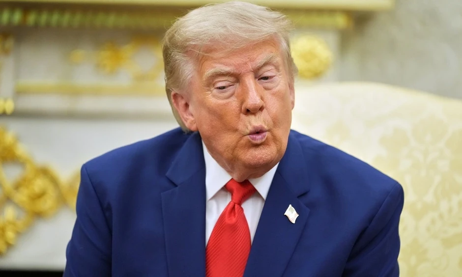 Capital One nói đóng 300 tài khoản của Tập đoàn Trump do lo ngại rửa tiền Capital One nói đóng 300 tài khoản của Tập đoàn Trump do lo ngại rửa tiền