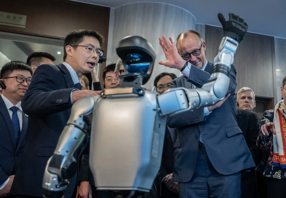 CEO hãng robot hình người hàng đầu Trung Quốc thành tỷ phú CEO hãng robot hình người hàng đầu Trung Quốc thành tỷ phú