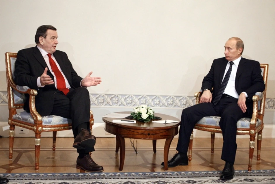 Châu Âu bác bỏ đề cử trung gian đàm phán của ông Putin Châu Âu bác bỏ đề cử trung gian đàm phán của ông Putin