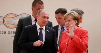 Châu Âu cân não tìm người đối thoại với Tổng thống Putin
