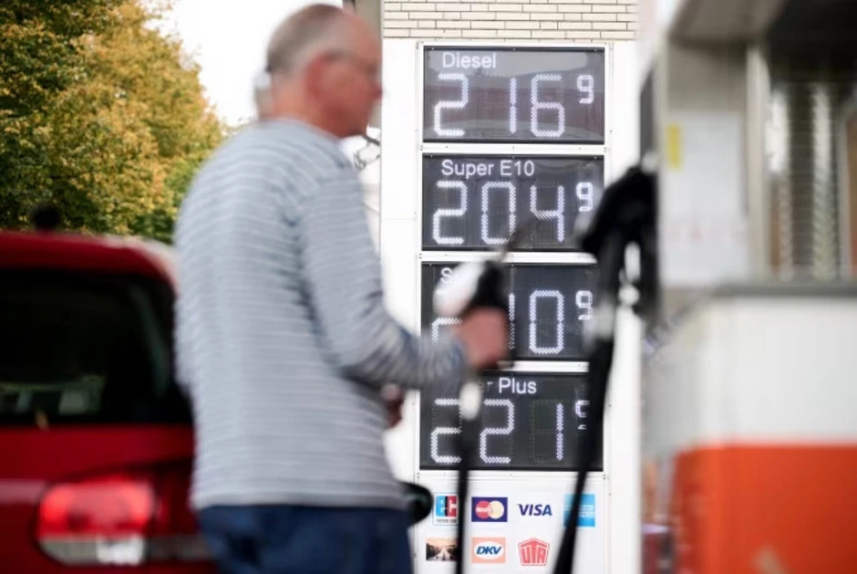 Châu Âu đồng ý giải phóng dầu diesel dưới áp lực của Mỹ Năm 2026 Châu Âu đồng ý giải phóng dầu diesel dưới áp lực của Mỹ Năm 2026