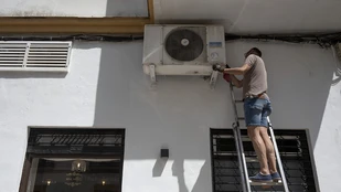 Châu Âu oằn mình dưới nắng nóng hơn 40°C