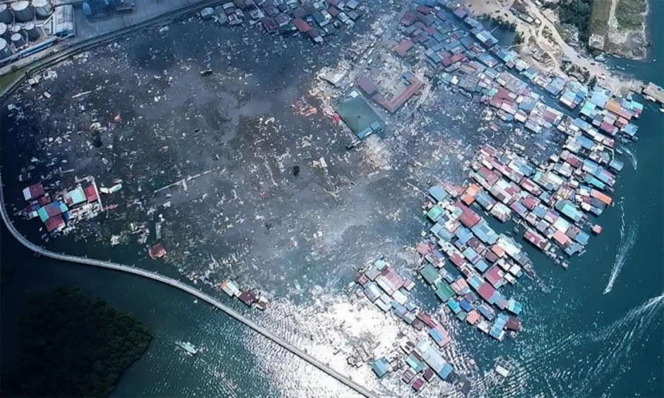 Cháy làng ven biển ở Malaysia, hơn 1.000 ngôi nhà bị thiêu rụi Cháy làng ven biển ở Malaysia, hơn 1.000 ngôi nhà bị thiêu rụi