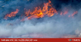 Cháy rừng lan nhanh ở Nam California buộc người dân phải sơ tán