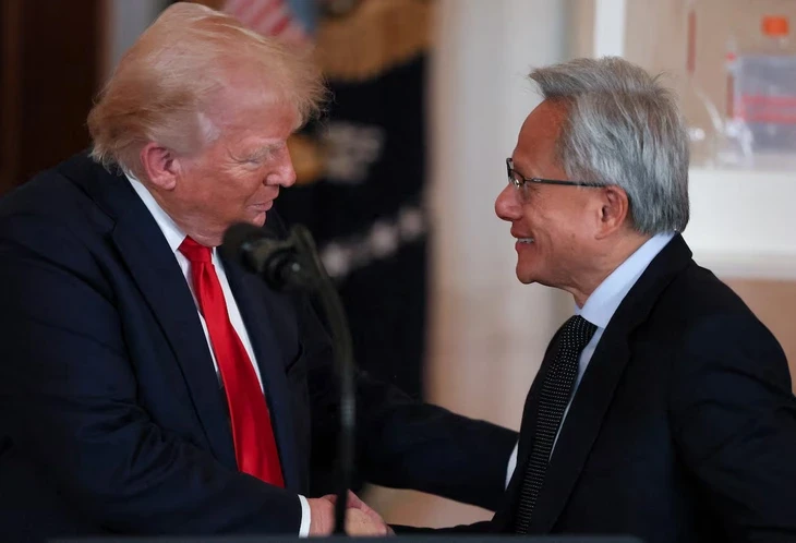 Chỉ 3 tháng, ông Trump thực hiện hơn 3.700 giao dịch cổ phiếu, trị giá 750 triệu USD Chỉ 3 tháng, ông Trump thực hiện hơn 3.700 giao dịch cổ phiếu, trị giá 750 triệu USD