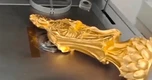 Chi hơn 3,3 tỷ đồng mua tượng vàng 24K đã được kiểm định, người đàn ông về nhà phát hiện chỉ là đồng và kẽm, công an lập tức vào cuộc