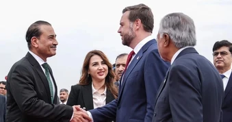 Chi tiết khác biệt khi Tổng tư lệnh Pakistan đón phái đoàn Mỹ và Iran