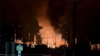 Chiến sự Nga-Ukraine 10-4: Nga thông tin lệnh ngừng bắn tạm thời với Ukraine, lên tiếng vụ Anh nói phát hiện tàu ngầm Moscow xâm phạm vùng biển