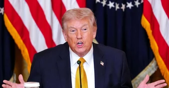 Chiến sự Trung Đông: Iran tuyên bố không hề đàm phán với Mỹ như ông Trump nói; Giá dầu giảm mạnh; Tehran cảnh báo phong tỏa Vịnh Ba Tư