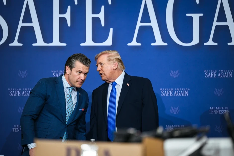 Chiến thuật 'vừa đánh vừa đàm' của ông Trump với Iran Chiến thuật 'vừa đánh vừa đàm' của ông Trump với Iran