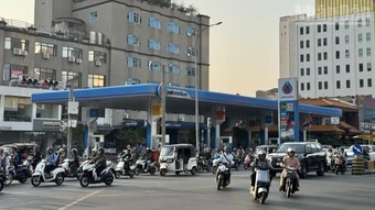Chính phủ Campuchia kêu gọi tiết kiệm năng lượng trong bối cảnh giá nhiên liệu tăng cao