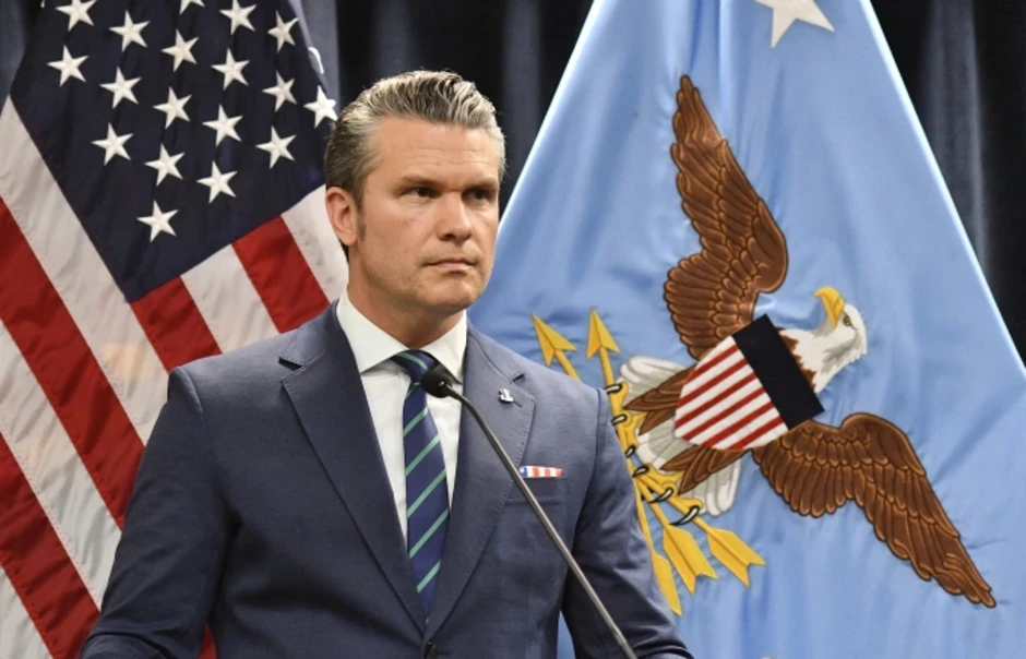 Chính quyền Trump chỉ trích cách CNN đưa tin về Eo biển Hormuz Chính quyền Trump chỉ trích cách CNN đưa tin về Eo biển Hormuz