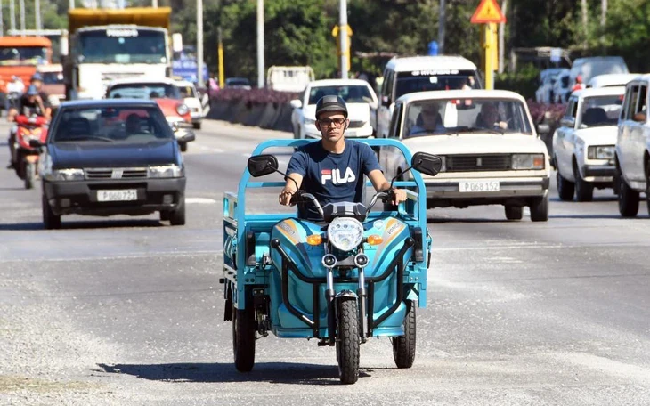 Chủ tịch Cuba kêu gọi thay đổi mô hình kinh tế ‘khẩn’ Chủ tịch Cuba kêu gọi thay đổi mô hình kinh tế ‘khẩn’