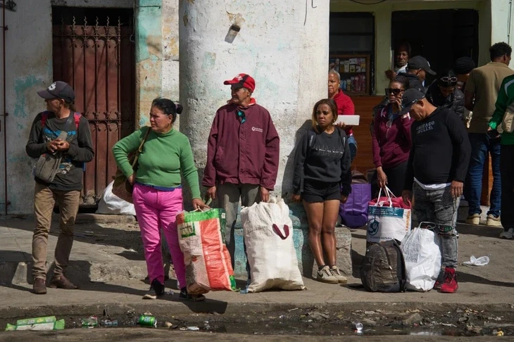 Chủ tịch Cuba kêu gọi thay đổi mô hình kinh tế ‘khẩn’ Chủ tịch Cuba kêu gọi thay đổi mô hình kinh tế ‘khẩn’