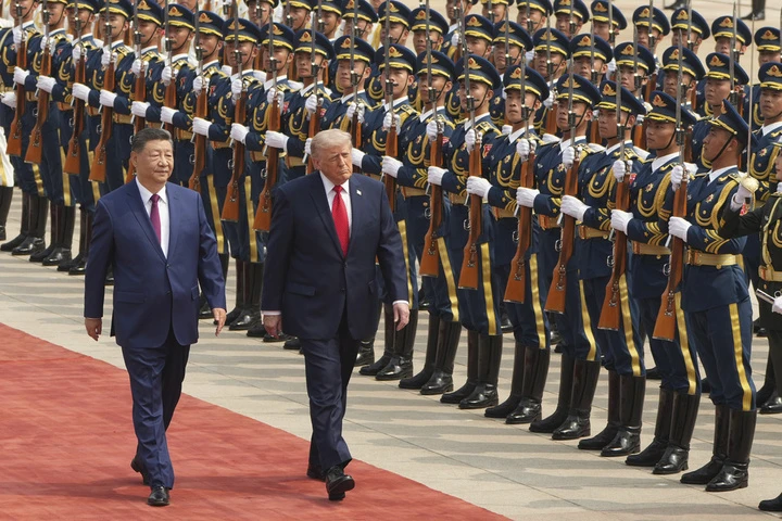 Chủ tịch Tập Cận Bình chủ trì lễ đón Tổng thống Donald Trump tại Bắc Kinh Chủ tịch Tập Cận Bình chủ trì lễ đón Tổng thống Donald Trump tại Bắc Kinh
