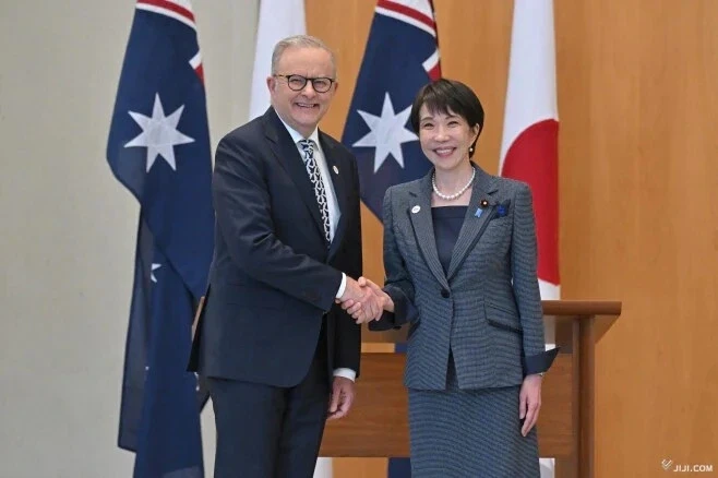Chương mới cho hợp tác song phương Nhật Bản - Australia Chương mới cho hợp tác song phương Nhật Bản - Australia