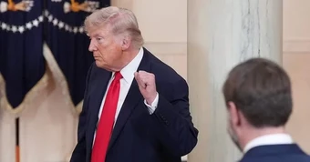 Chuyên gia ngôn ngữ cơ thể phân tích phát biểu của ông Trump về Iran