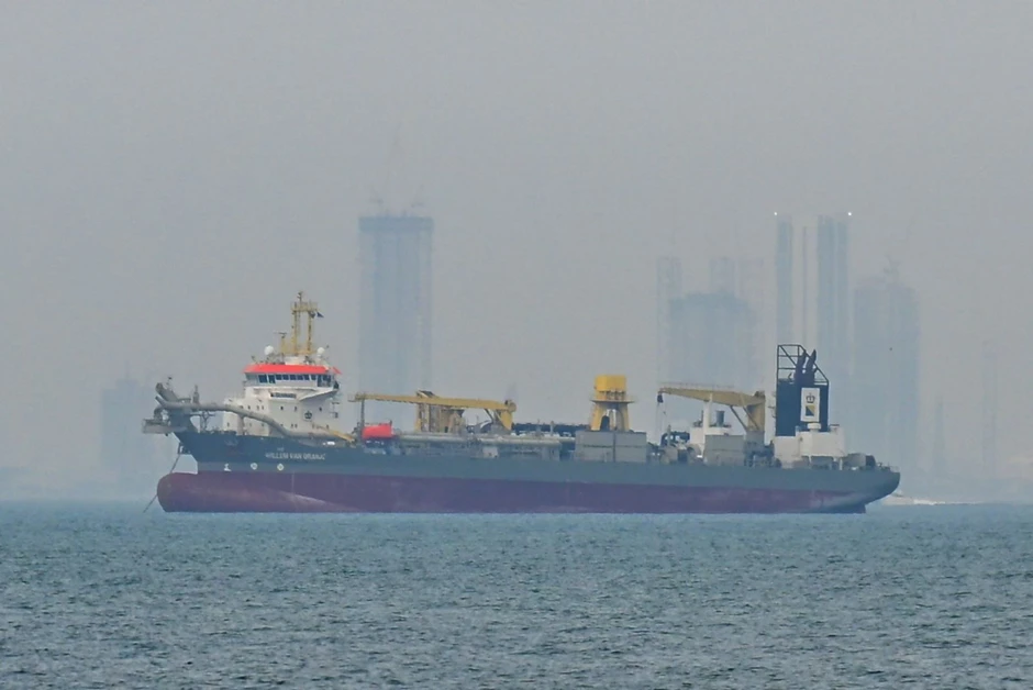 Cơ quan quản lý Hormuz của Iran cam kết hoạt động 'không gián đoạn' bất chấp Mỹ trừng phạt Cơ quan quản lý Hormuz của Iran cam kết hoạt động 'không gián đoạn' bất chấp Mỹ trừng phạt