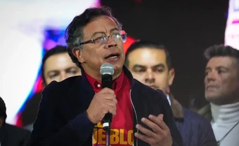 Colombia cáo buộc Ecuador đánh bom gần biên giới, 27 người thiệt mạng
