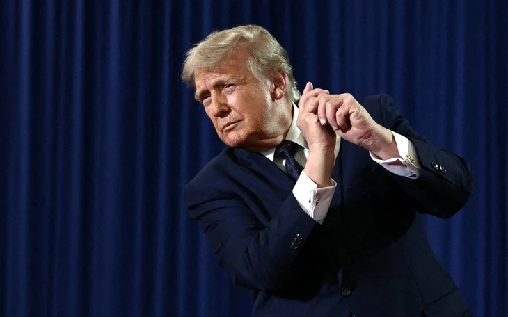 Công bố hồ sơ sức khỏe ông Trump: Tăng 6 ký trong vòng 1 năm nhưng nhìn chung rất ổn Công bố hồ sơ sức khỏe ông Trump: Tăng 6 ký trong vòng 1 năm nhưng nhìn chung rất ổn