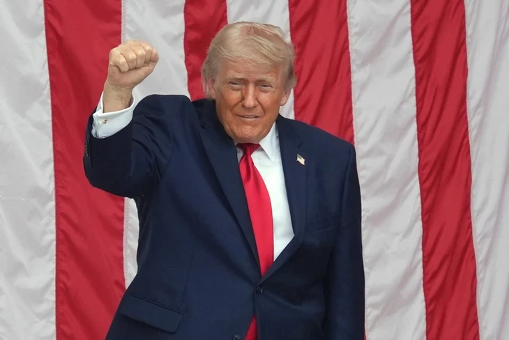 Công bố hồ sơ sức khỏe ông Trump: Tăng 6 ký trong vòng 1 năm nhưng nhìn chung rất ổn Công bố hồ sơ sức khỏe ông Trump: Tăng 6 ký trong vòng 1 năm nhưng nhìn chung rất ổn