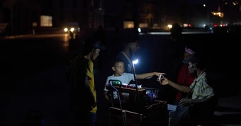 Cuba chìm trong bóng tối