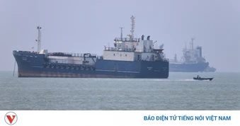 Cuộc cạnh tranh quyền kiểm soát Hormuz đẩy căng thẳng Mỹ - Iran lên nấc mới