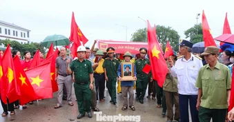 Cưới vợ được 7 ngày rồi ra trận, 59 năm sau người lính mới trở về