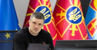 Cựu Bộ trưởng Quốc phòng Ukraine nói về việc ông Zelensky thay tổng tư lệnh