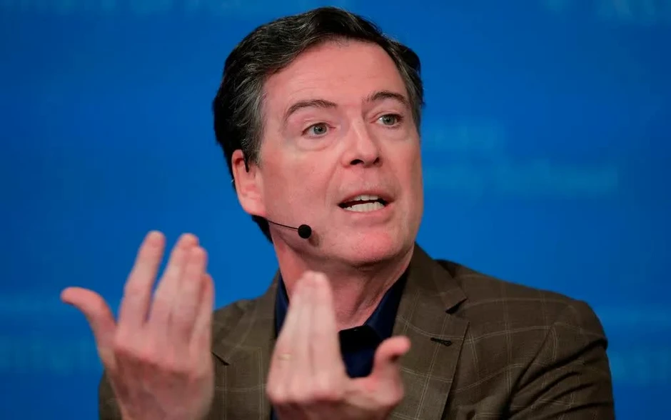 Cựu Giám đốc FBI James Comey bị buộc tội đe dọa Tổng thống Trump Cựu Giám đốc FBI James Comey bị buộc tội đe dọa Tổng thống Trump