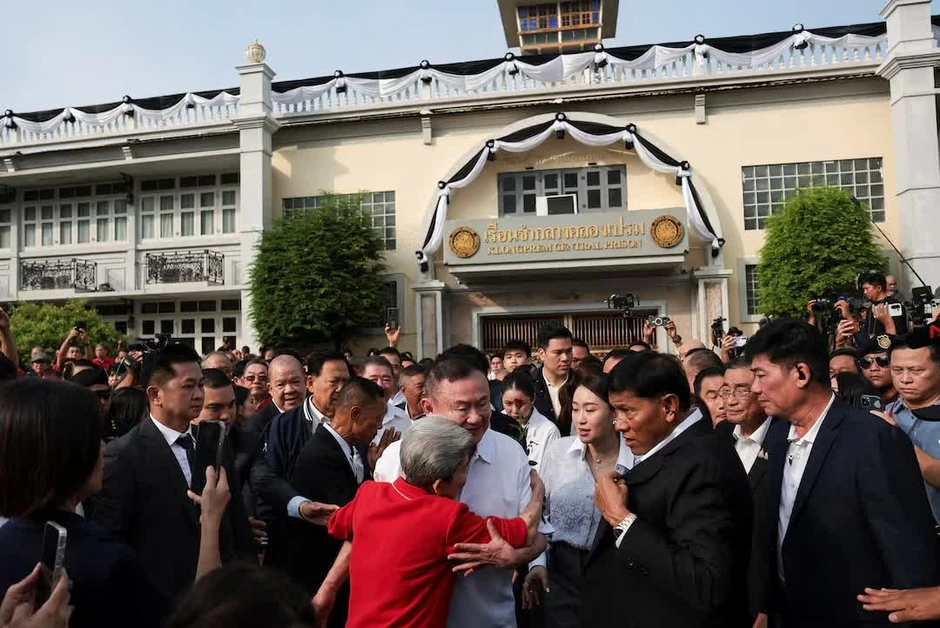 Cựu Thủ tướng Thái Lan Thaksin Shinawatra được trả tự do sau 8 tháng tù giam