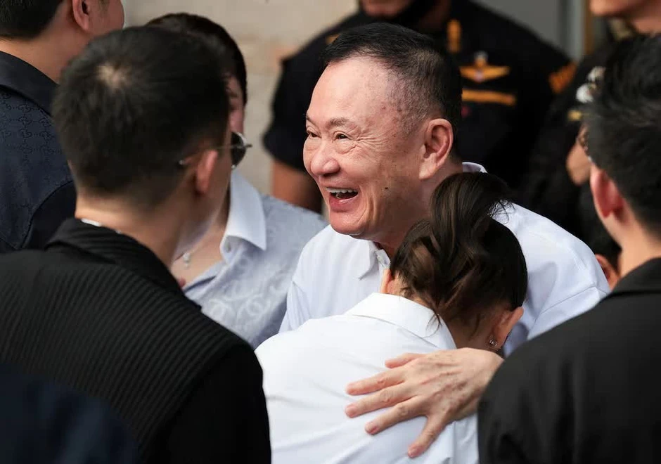Cựu Thủ tướng Thái Lan Thaksin Shinawatra được trả tự do sau 8 tháng tù giam