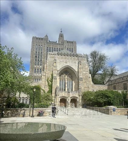 Đại học Yale (Mỹ) thừa nhận khủng hoảng niềm tin Đại học Yale (Mỹ) thừa nhận khủng hoảng niềm tin