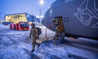 Đan Mạch từng 'sẵn sàng cho nổ đường băng' nếu Greenland bị tấn công