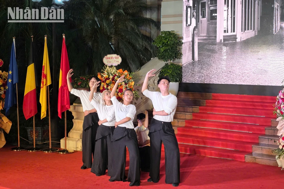 Dấu ấn 30 năm hữu nghị-hợp tác giữa Việt Nam và phái đoàn Wallonie-Bruxelles (Bỉ) Dấu ấn 30 năm hữu nghị-hợp tác giữa Việt Nam và phái đoàn Wallonie-Bruxelles (Bỉ)