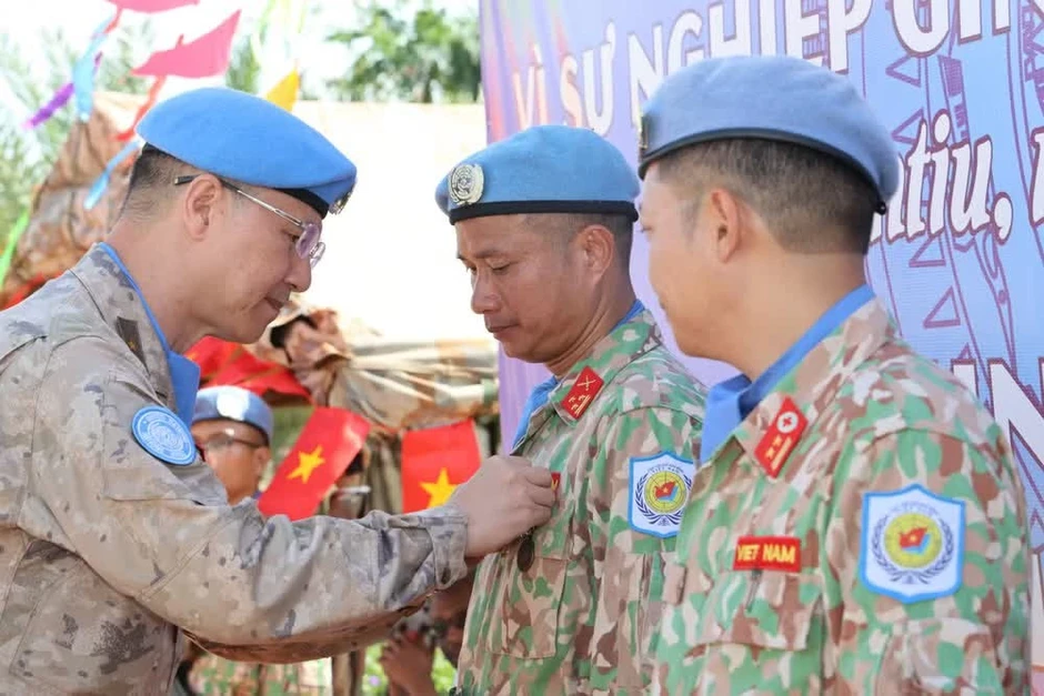 Dấu ấn lực lượng “mũ nồi xanh” Việt Nam trên vùng đất Bentiu Dấu ấn lực lượng “mũ nồi xanh” Việt Nam trên vùng đất Bentiu