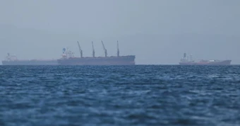 Dầu Venezuela đắt hàng nhưng mắc kẹt ngoài cảng: Nút thắt 30 ngày đang bóp nghẹt xuất khẩu