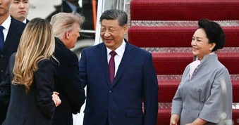 Đệ nhất phu nhân Trung Quốc gây chú ý với khả năng giao tiếp tiếng Anh
