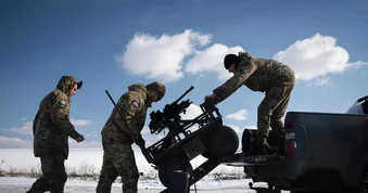 Đêm xuống, “robot” Ukraine lặng lẽ tiến vào trận địa mìn: Mặt trời lên, bộ binh bắt đầu xung phong