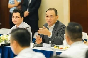 Đến thăm Trung Quốc, lãnh đạo nước láng giềng châu Á trầm trồ trước một chiếc máy đặc biệt, ‘đòi’ đưa lên máy bay đem về nước