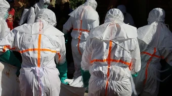 Dịch Ebola: Hơn 900 ca nghi nhiễm, CDC châu Phi và WHO cảnh báo nguy cơ lây lan nhanh chóng