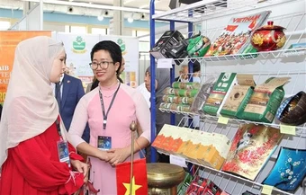 Điểm đến Việt Nam 'níu chân' khách quốc tế tại Hội chợ du lịch Algeri